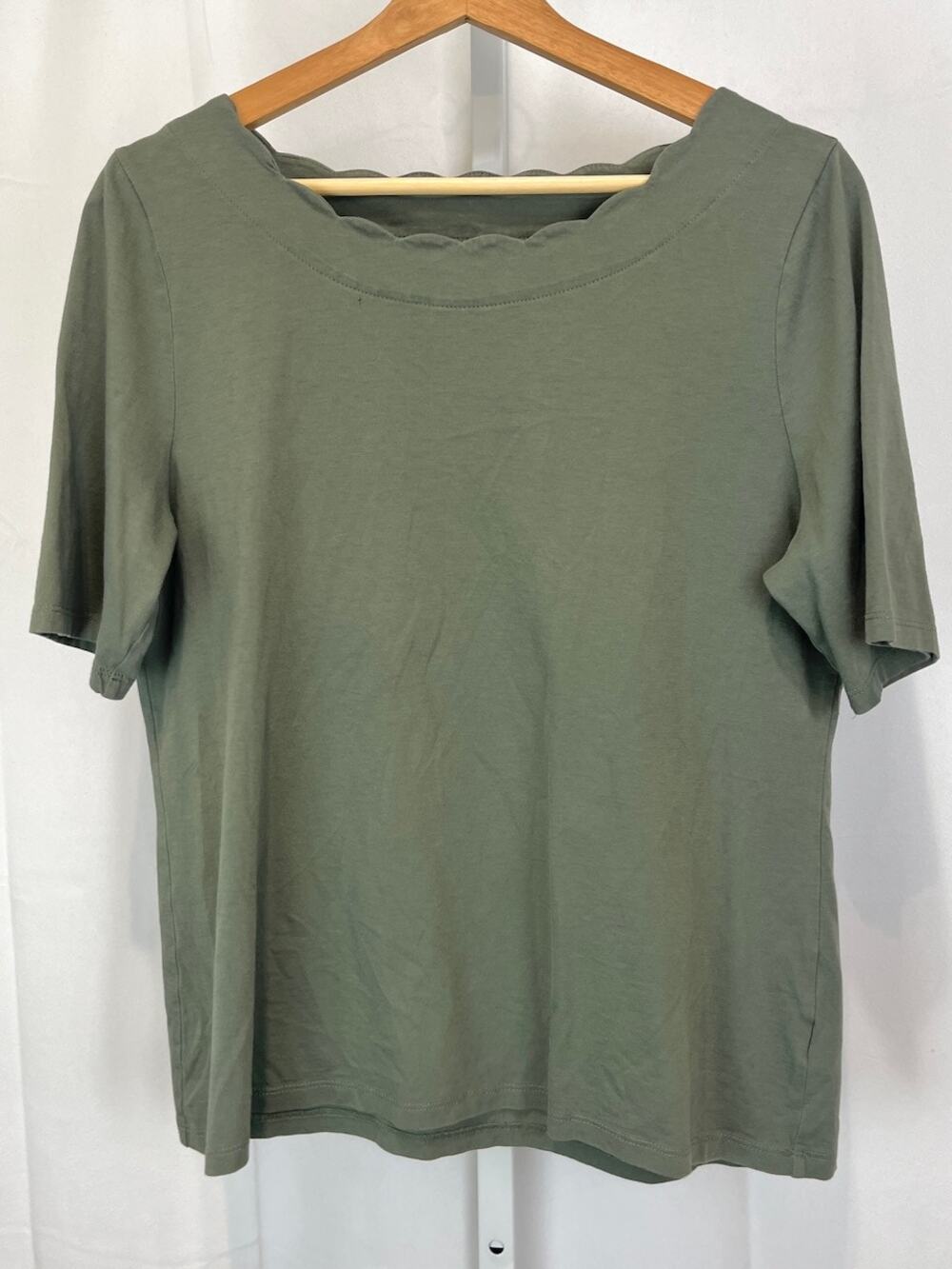 TALBOTS Scallop Neck Short Sleeve Top Pullover Cotton Knit Green Size L